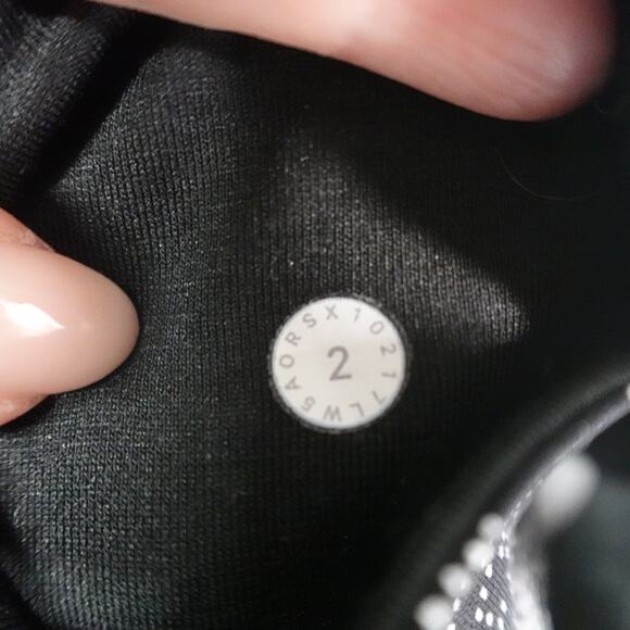 Lululemon Leggings Womens 2 Train Times 7/8 25" Mesh Run Yoga Gym Soundwave - Picture 7 of 8